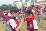 为红领巾添彩 向新梦想奋进 ——记东延路实验学校第一批新队员入队活动报道