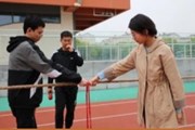 玩出好品质　提升“心”弹性——记东延路实验学校初中部学生团体拓展活动
